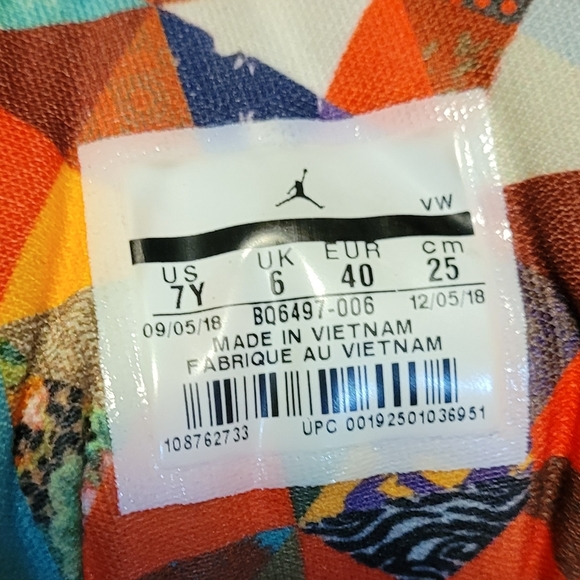 Jordan 12 Playoffs. Sneaker size women's 8.5 boys 7. - Picture 2 of 11